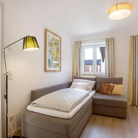Haus Am Hof Apartment *