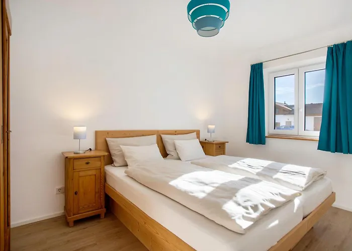 Haus Am Hof 아파트 Kirchseeon